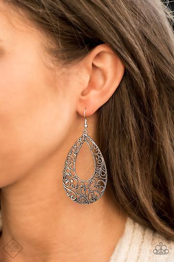 Iridescently Ivy Silver - Paparazzi Jewelry