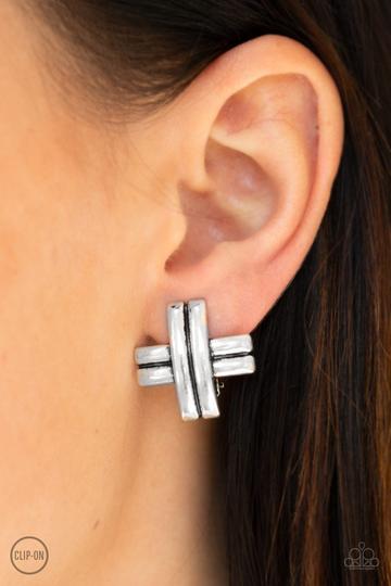 Couture Crossover Silver - Paparazzi Jewelry