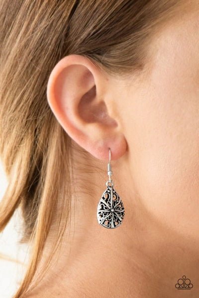 Western Wisteria Silver - Paparazzi Jewelry
