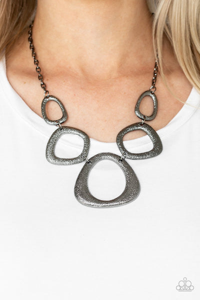 Backstreet Bandit Black - Paparazzi Necklace