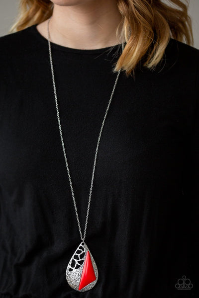Impressive Edge Red - Paparazzi Necklace