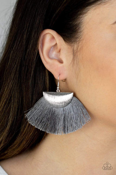 Fox Trap Silver - Paparazzi Jewelry