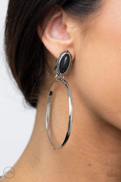 At Long LASSO Black - Paparazzi Earring