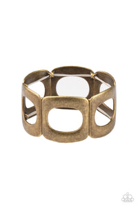 In OVAL Your Head - Brass - Paparazzi Bracelet