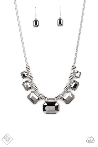 Urban Extravagance Silver - Paparazzi Necklace