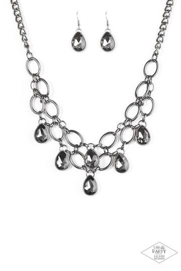 Show Stopping Shimmer Black - Paparazzi Jewelry