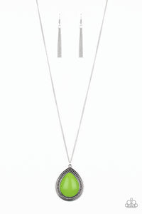 Chroma Courageous Green - Paparazzi Necklace