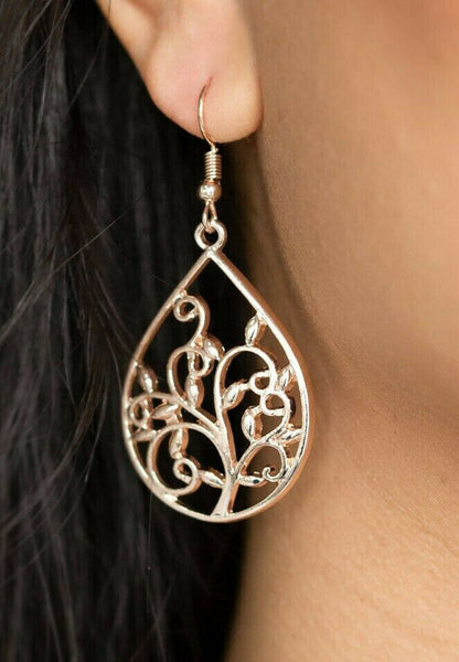 Enchanted Vines Rose Gold - Paparazzi Earring