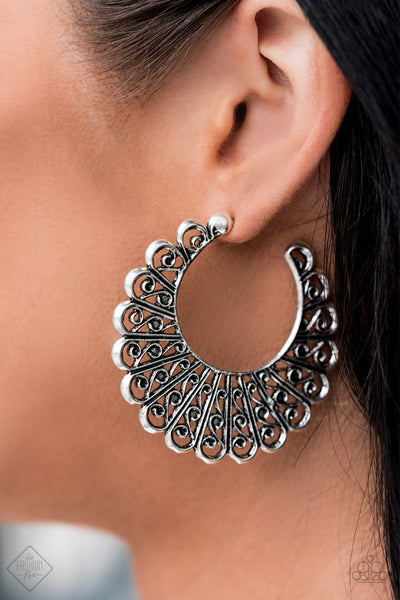Funky Flirt Silver - Paparazzi Jewelry