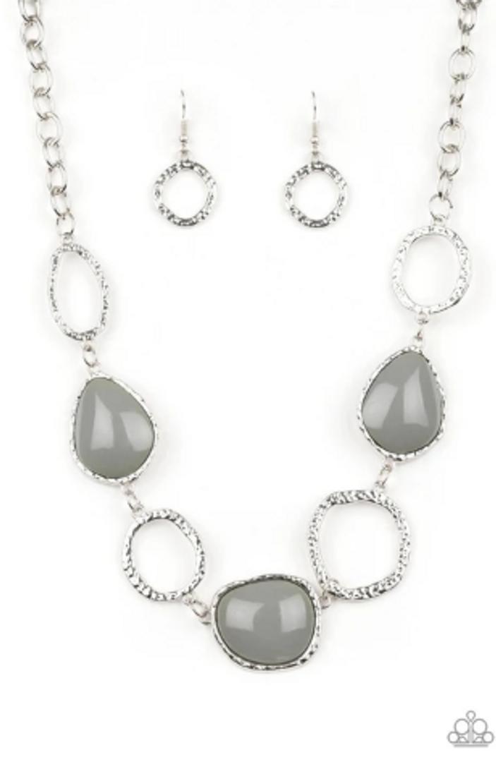 Haute Heirloom Silver - Paparazzi Necklace